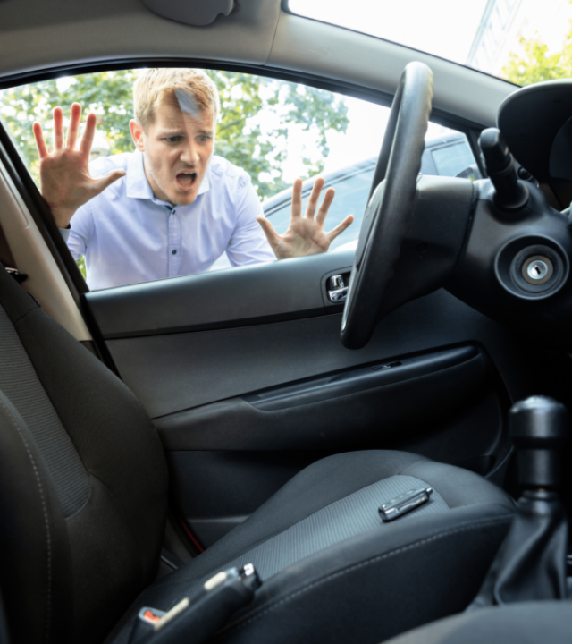 Keys-locked-in-car-lagrange-ga-1024x683